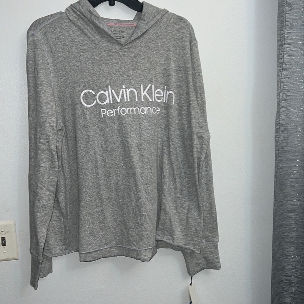 - New- Xl Calvin Klein Performance Pullover Mock Neck Logo